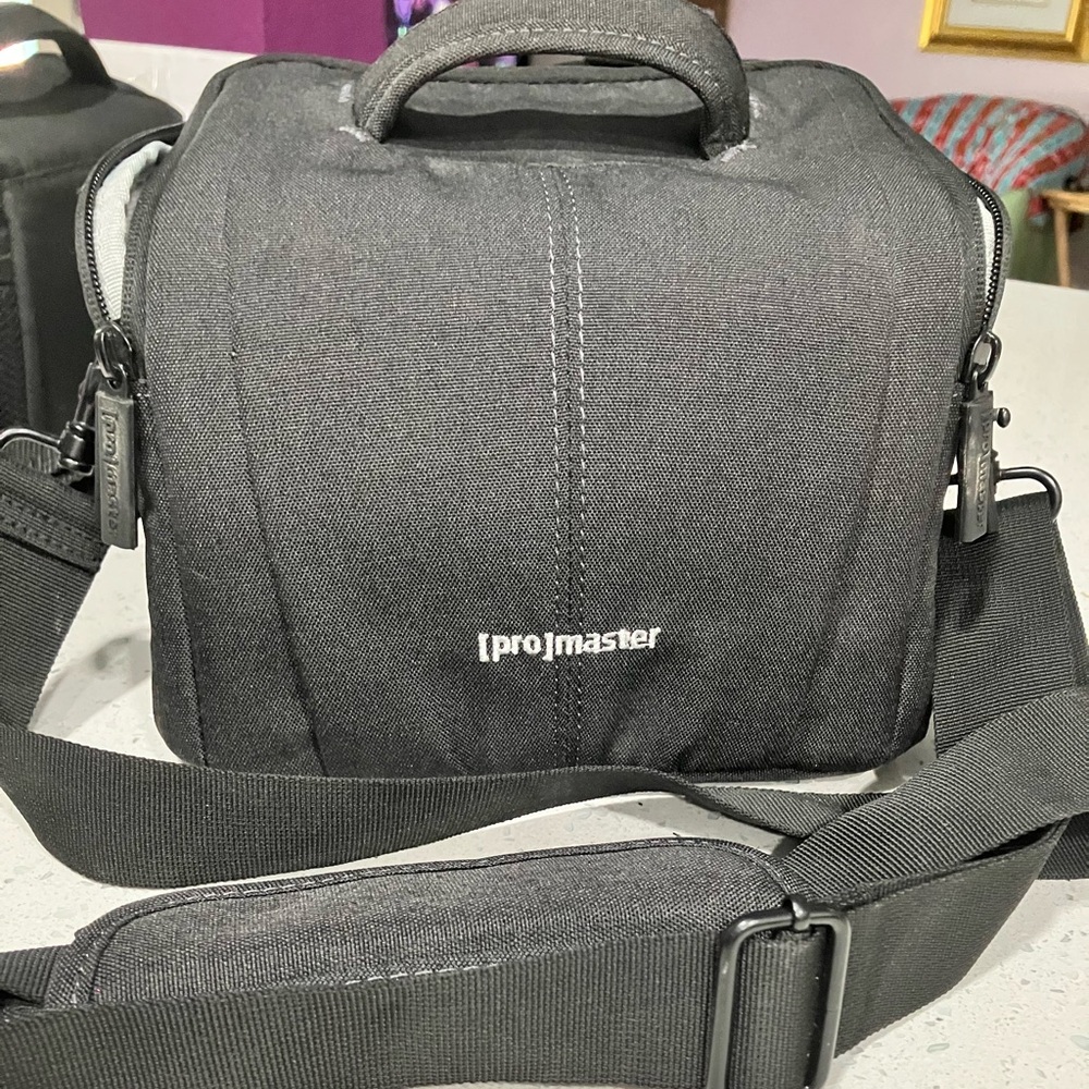 Pro master medium camera bag